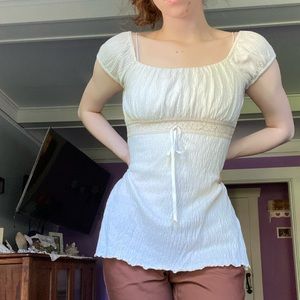 white flowy blouse